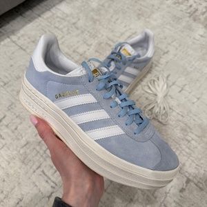 used adidas gazelle size us 8
